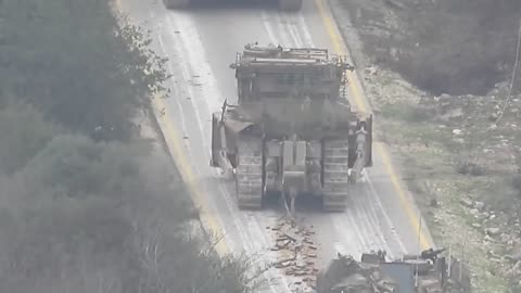 Israeli loaders destroyed the main road in Wadi al-Hujayr and Wadi Saluki in southern Lebanon