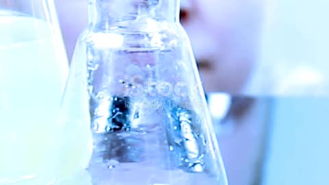 What’s REALLY in Your Perfume? The Truth Behind Clean Fragrance