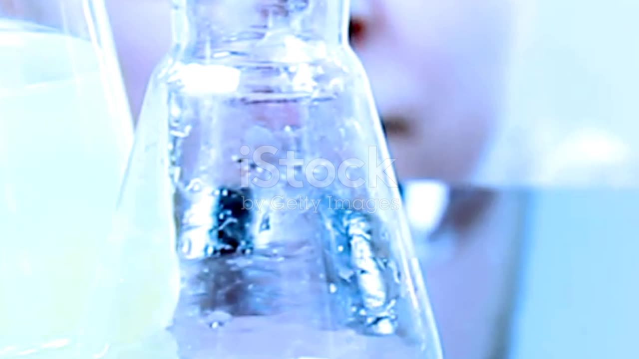 What’s REALLY in Your Perfume? The Truth Behind Clean Fragrance