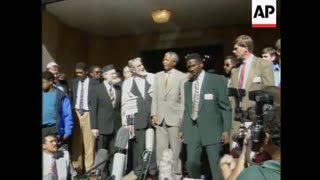 Nelson Mandela Pays Tribute To Jews