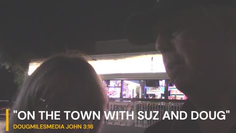 "On the Town with Suz and Doug" Review Lenny'z Pizza Restaurant on Siesta Key, Florida