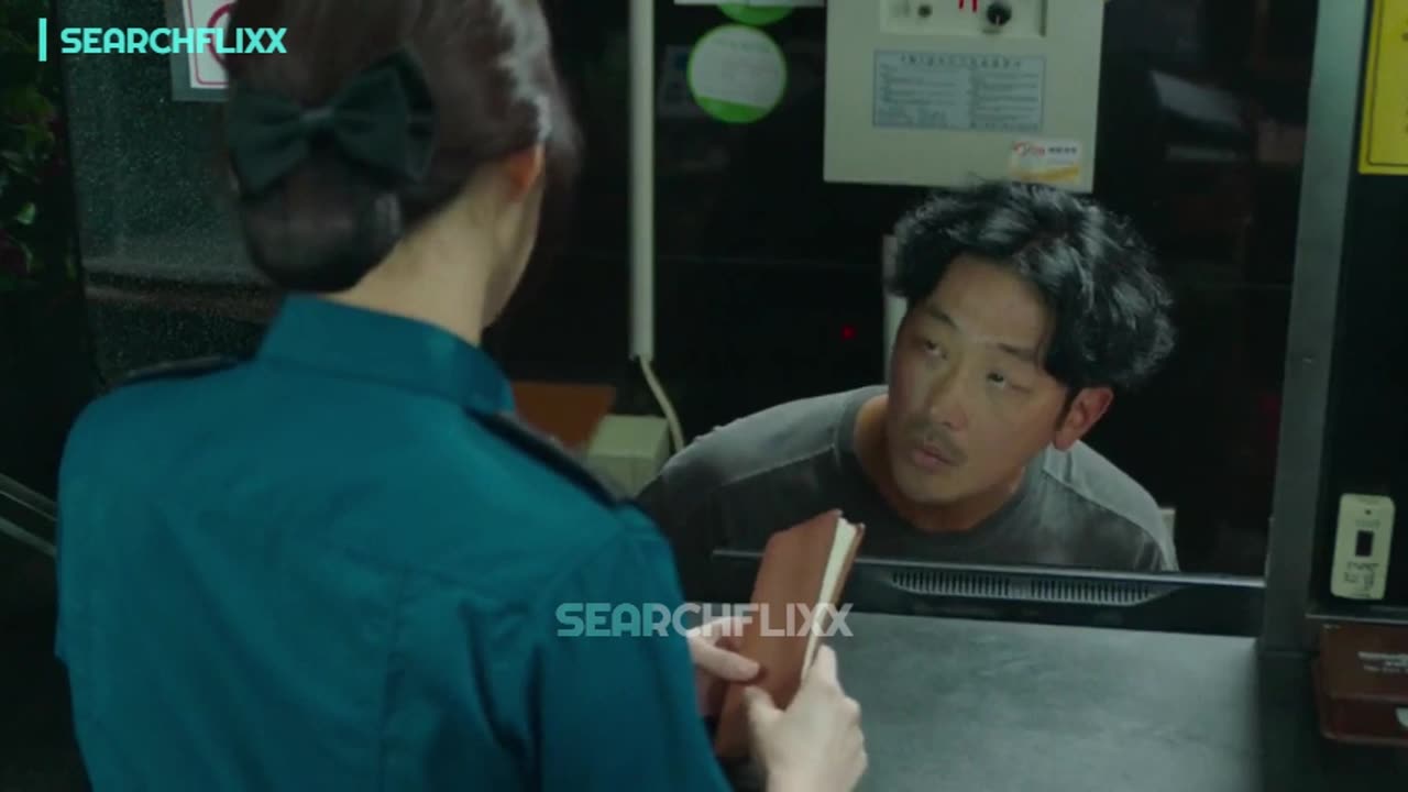 Worst criminal ever 😭