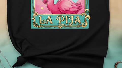 ¿Lista para ser la reina rosa del día? Esta flaminga lo grita todo #LaPija #ModaDivertida