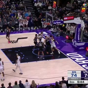 NBA - PAT SPENCER REACHES BACK 😱