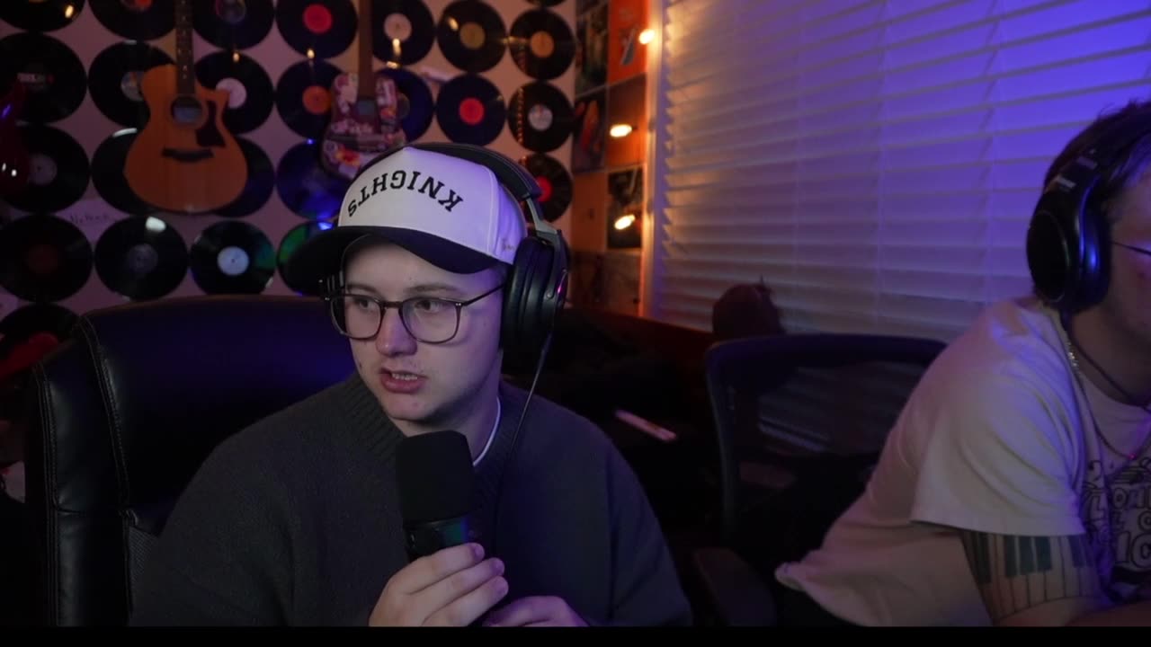 First stream of the New Year!! Messing around in Logic, listenin ta moozic, and many more things!!!