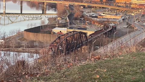 Fort Boreman Overlook of CSX Train at Parkersburg, WV