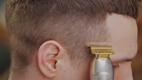 What a stylish hair cut