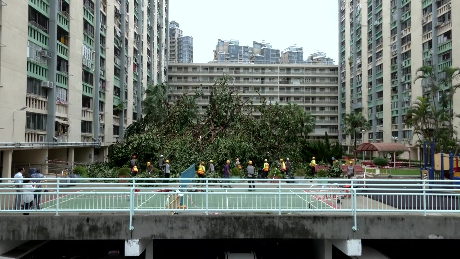 Hong Kong begins cleaning up after Super Typhoon Ragasa