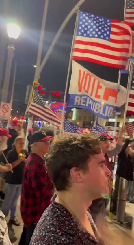 WHITE MAN FIGHT BACK! 🇺🇸