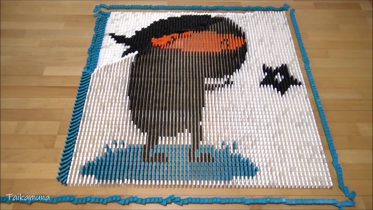 JUSTIN Y MADE FROM 4,500 DOMINOES | Domino Art #25
