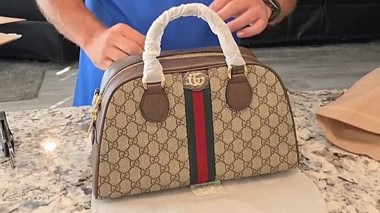 Kick-start the #live with unboxingmystery.com