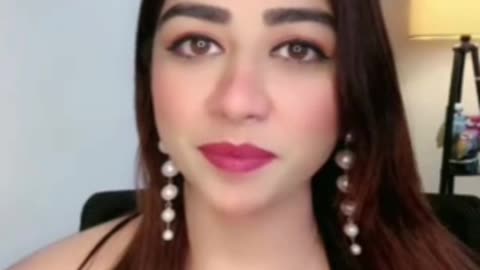 Tango Indian item girl Koi To Mujhe Utha Le Nahin to Koi Kyon mujhe maar de