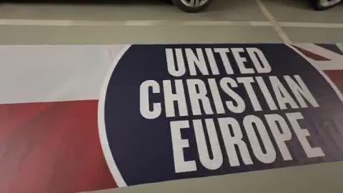 Tommy Robinson Love it @D_Tarczynski 🇬🇧 🇵🇱