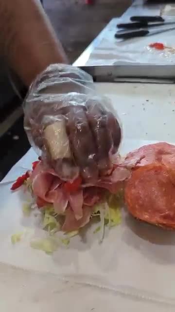 🥯 Best Bagel Sandwiches in NYC?! Utopia Bagels Heaven 😋🗽