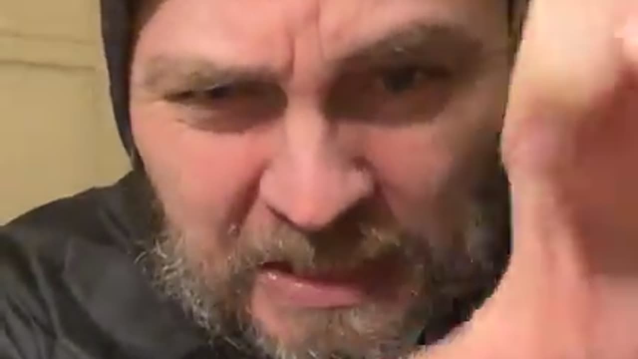 Konrad forklarer konspirationen om hjulet