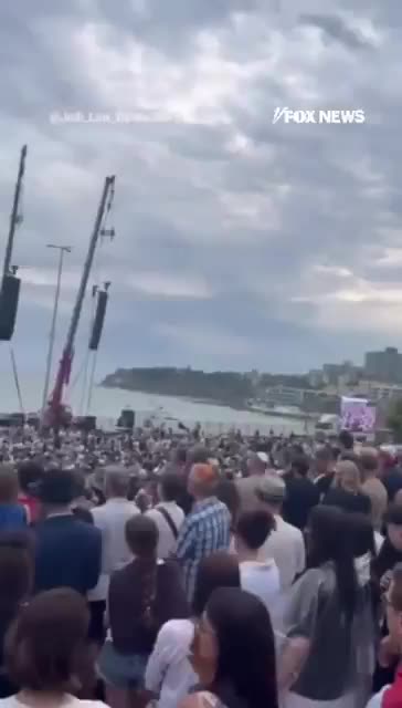 Australian prime minister gets booed at memorial event for Sydney t*rrorist attack victims
