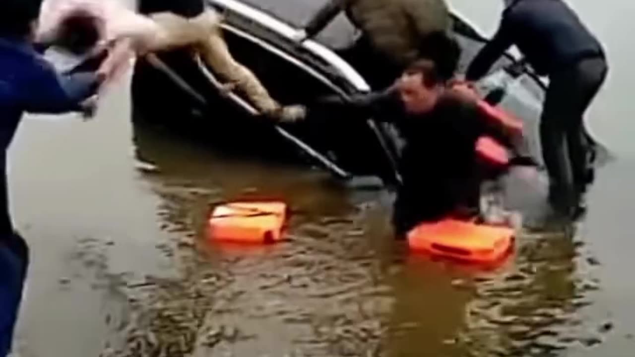 YOU WILL SHOCK AND FEEL SCARED WHEN YOU WATCH THIS VIDEO