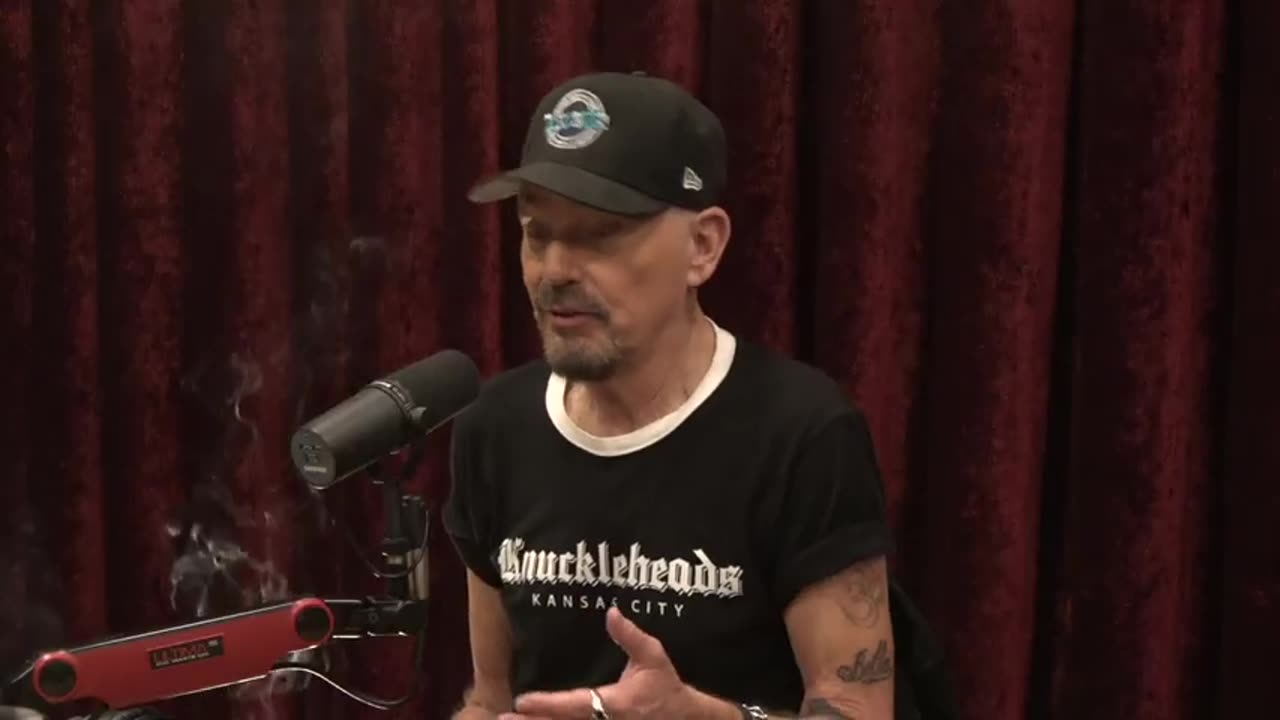 The Joe Rogan Experience | Billy Bob Thornton (2407)