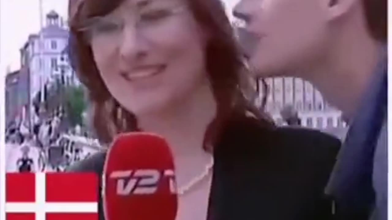 Love is in the Air😁