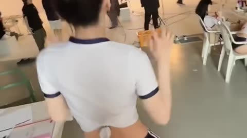 한국 여캠 부르머 팬츠 겨우디