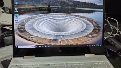 Used hp Envy x360 15(720P_HD)