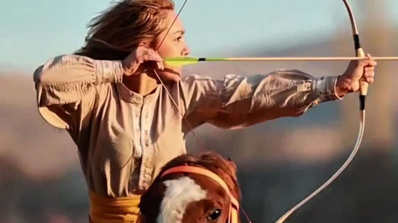 Equestrian archery