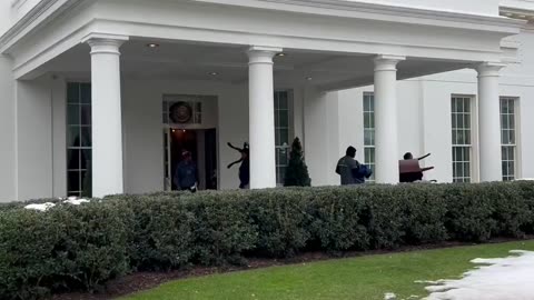 Moving day in the West Wing