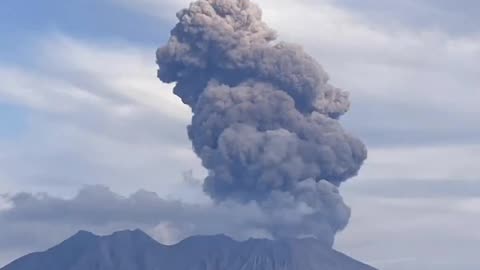 Massive Eruption of the Sakurajima Volcano in Japan