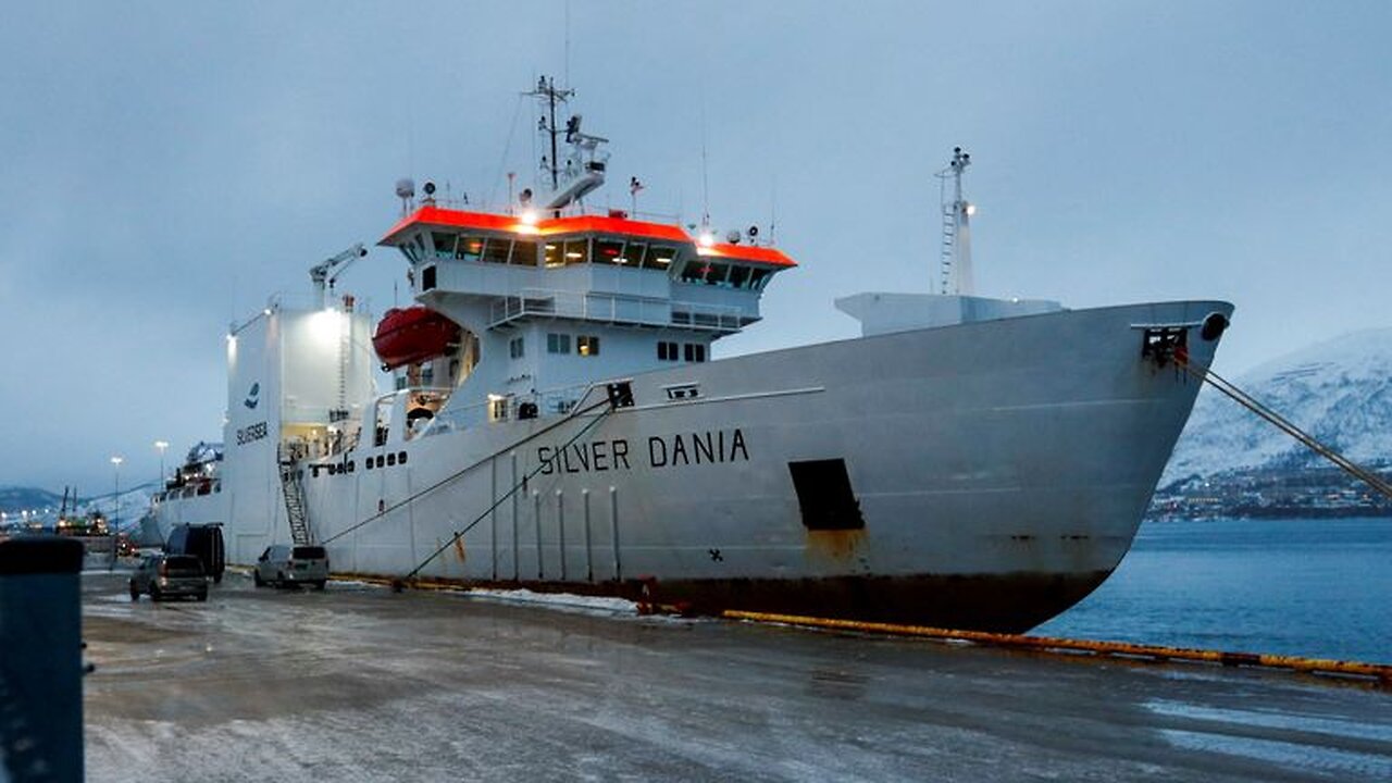 Norwegian Police Seize Russian Crew Ship!