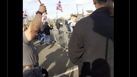 White middle-class Hamas puppet storms Nuneaton rally. Swiftly dealt with