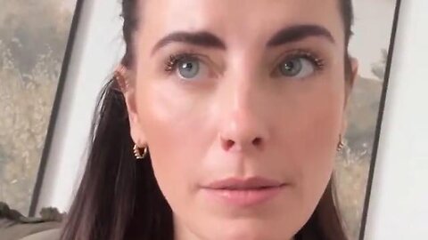 The globalist WEF agent Mark Carney is asking canadians to donate to his party? she's got fews ideas