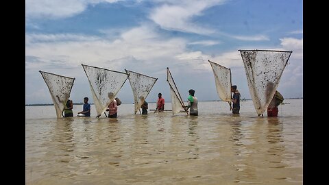 "হোমস্কুলিং হল স্বাধীনতা" - এর উপর দুইয়ের গুণ সারণী - একটি গুণ প্যাটার্ন সেট