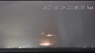 Rods of God ironing Venezuela? #BREAKING - Unidentified flashes are being seen above Maracaibo