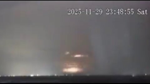 Rods of God ironing Venezuela? #BREAKING - Unidentified flashes are being seen above Maracaibo