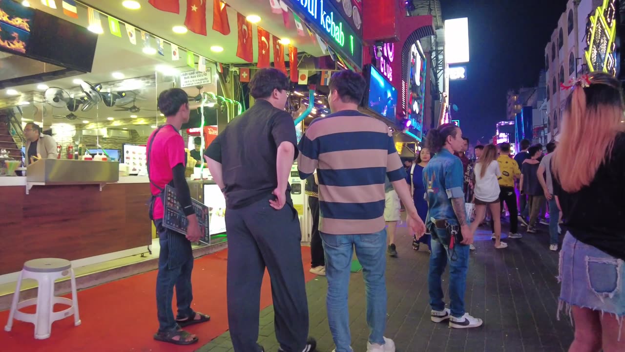 "Pattaya’s Nightlife Will Leave You Speechless! (WOW!)"