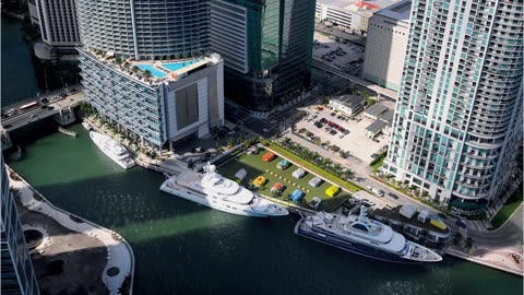 Rent Boats & Yachts for Charters in Miami, Florida💯🥰
