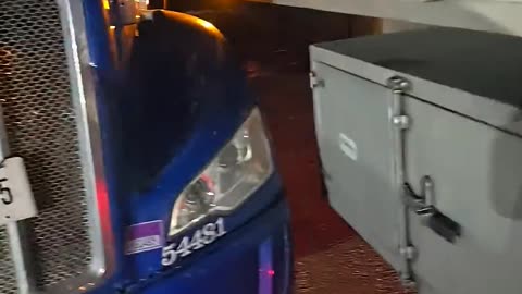 I GOT HIT!!!! #truckesvlogs #truckdriver #ourtruckinglife #trucking #longhaultrucker