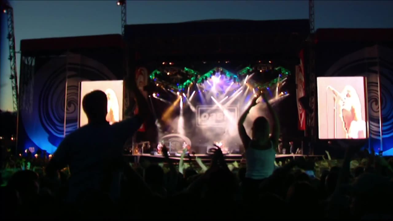Some Might Say - Oasis (live)