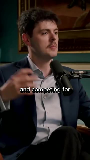 Dua Lipa in French Eateries