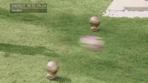 Watch how Cristiano control is home from anywhere in the world