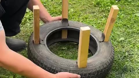 DIY backyard furniture made easy with old tires! 🛠️🌞