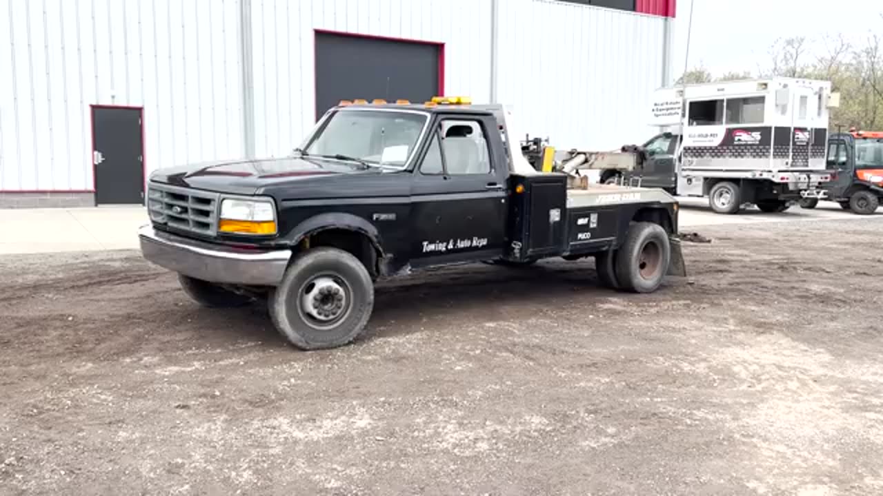 1997 Ford F Super Duty Tow Truck