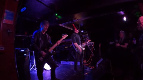 Straighten Out - Peaches - Bring On The Nubiles - Nice 'n' Sleazy, Glasgow - 15th of December 2024