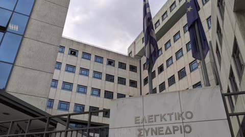 #Ο.Ε.Ε.Κ"ήταν γαζώτρια 6αταξίου δίδασκε οδοντοτεχνική.23 χρόνια αγώνας ΜΗΝ περιμένετε τίποτα#OLAF_ΕU