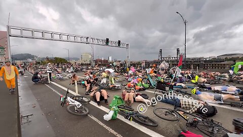 Portland “Activists” Blocking Roads & Staging A “Nude D*e-In To Protest ICE.