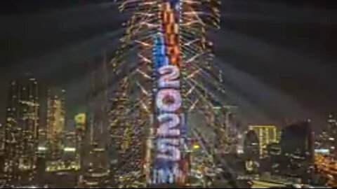 DUBAI AT MIDNIGHT ON NEW YEAR’S EVE - 2025 🎆🎇