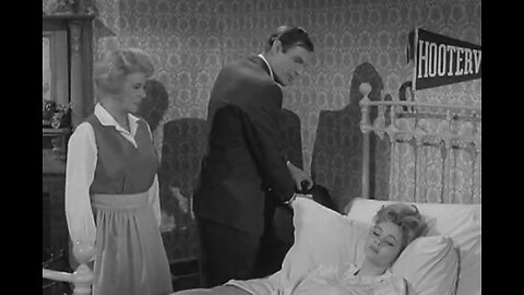 Petticoat Junction - S01E18 - Hooterville vs. Hollywood - 1964 - HD
