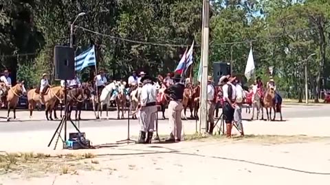 Desfile Gaucho - Fiesta de "A Poncho y Espuelas" - Melo, Cerro Largo 06/12/2025