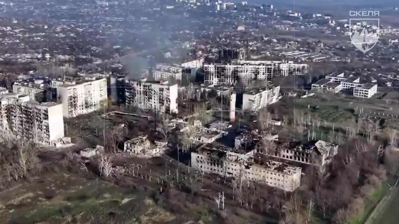 Russians Make a "Last Stand" in The Yubileyniy Towers Neighborhood in Kupiansk