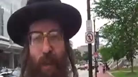 Rabbi Weiss Criticizes Zionist Occupation of Palestine